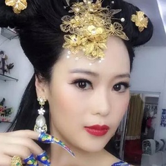 小别兔 刘 - видео и фото