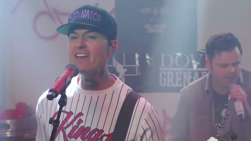 Hollywood Undead Time Bomb ( Undead House