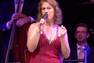 Fay Claassen & Trio Peter Beets: Just One of Those Things
