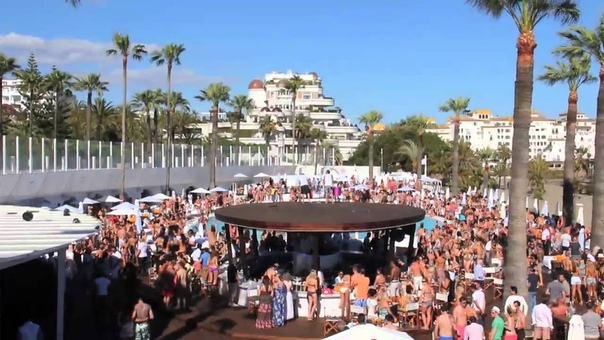 1st Champagne Party Ocean Club
