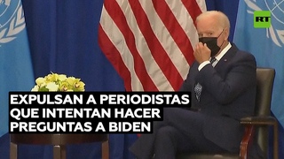 Asistentes de Biden echan a periodistas que preguntan al mandatario sobre la crisis migratoria